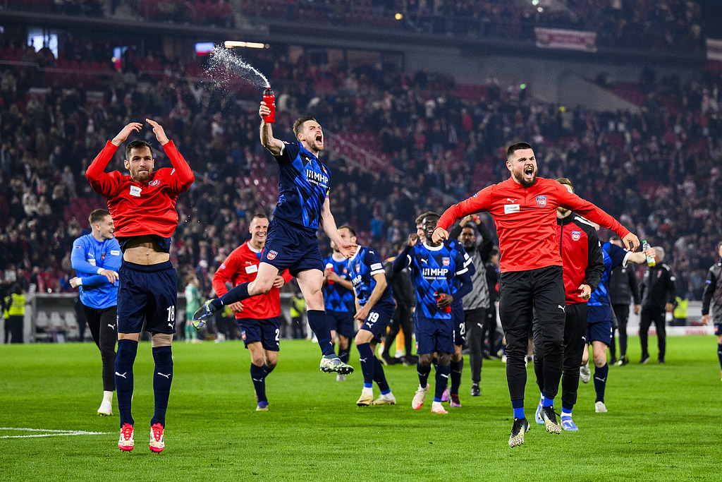 开云体育登录-包含都灵门将出色守门,助球队逼平热那亚的词条