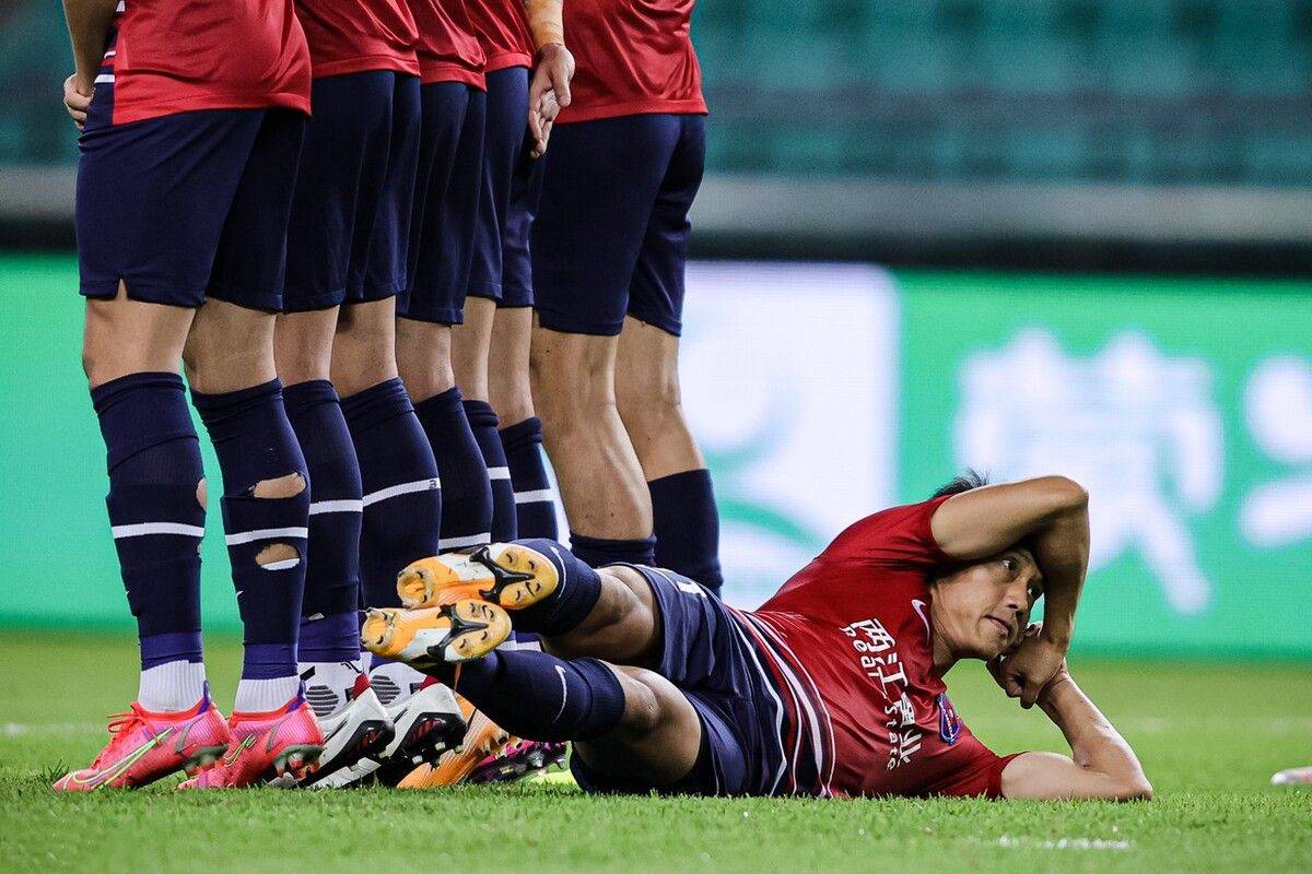 开云体育APP下载-劲旅重整旗鼓:法国足球球队讨论新战略