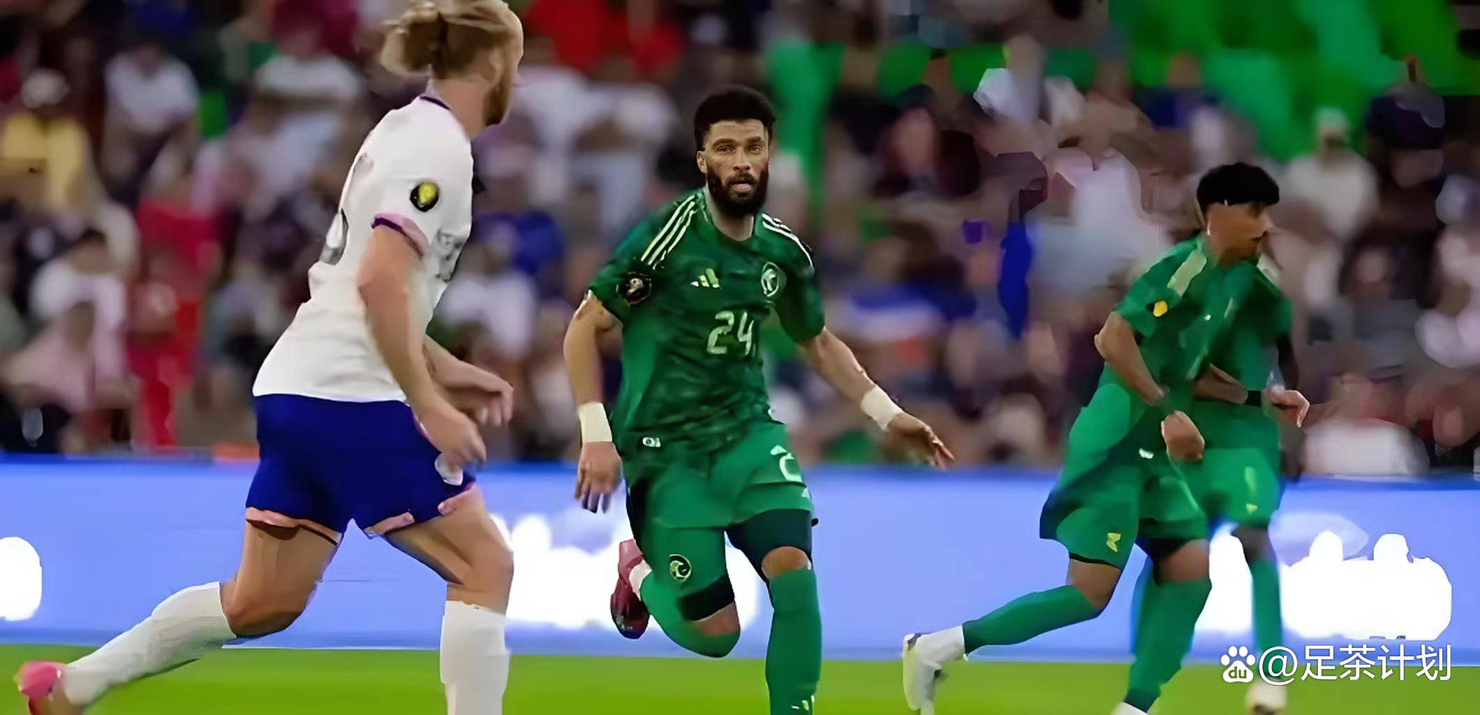 墨西哥球星在北美联赛中取得进球