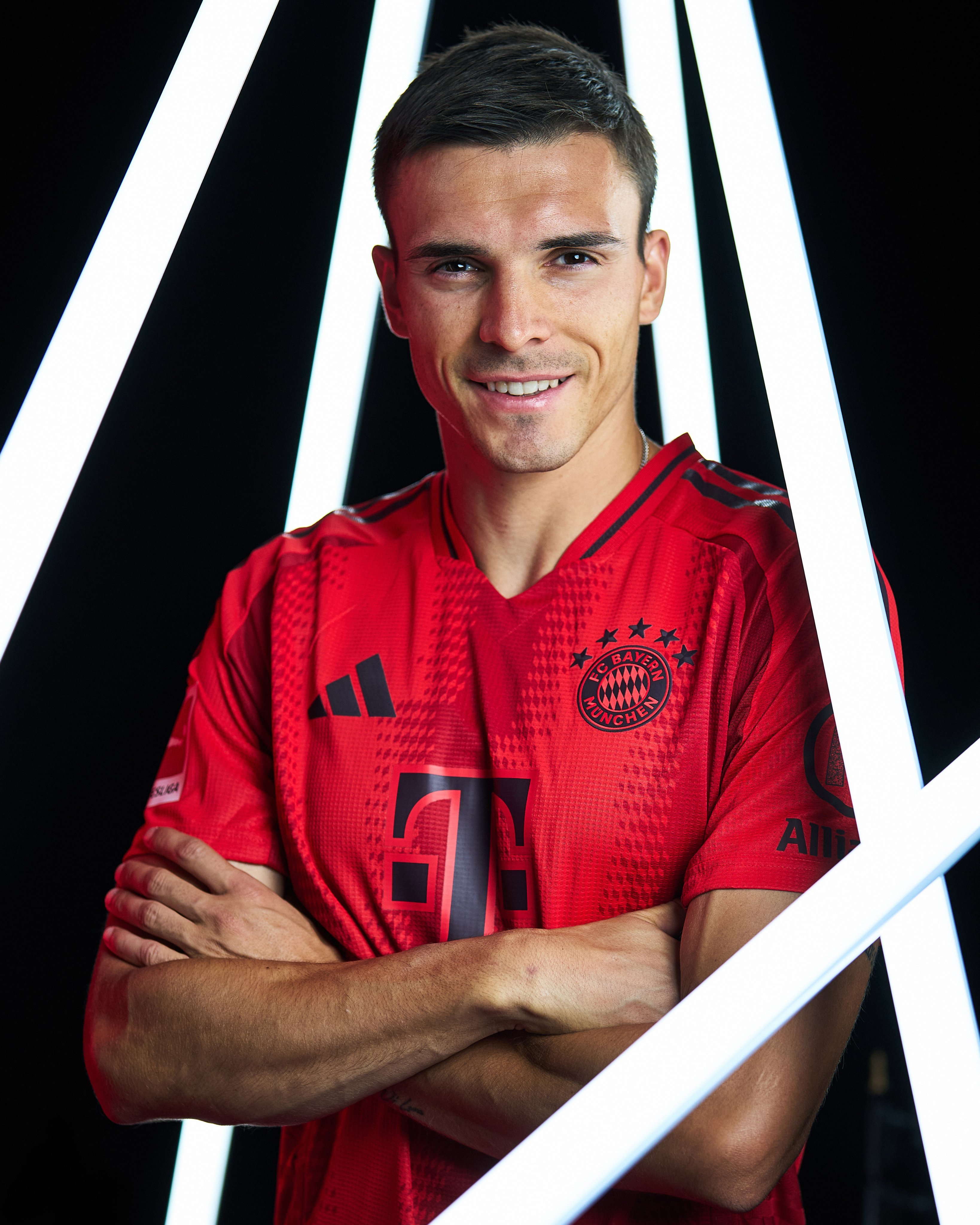 德甲豪门启动严格训练备战新赛季,冲击胜利的简单介绍 德甲豪门启动严格训练备战新赛季,冲击胜利的简单介绍