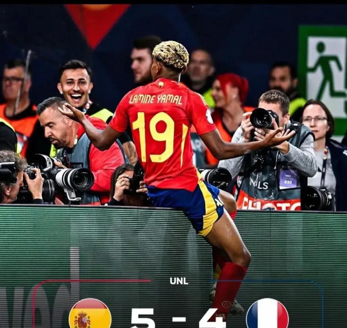 巴萨绝杀克罗地亚，姆巴佩关键制胜