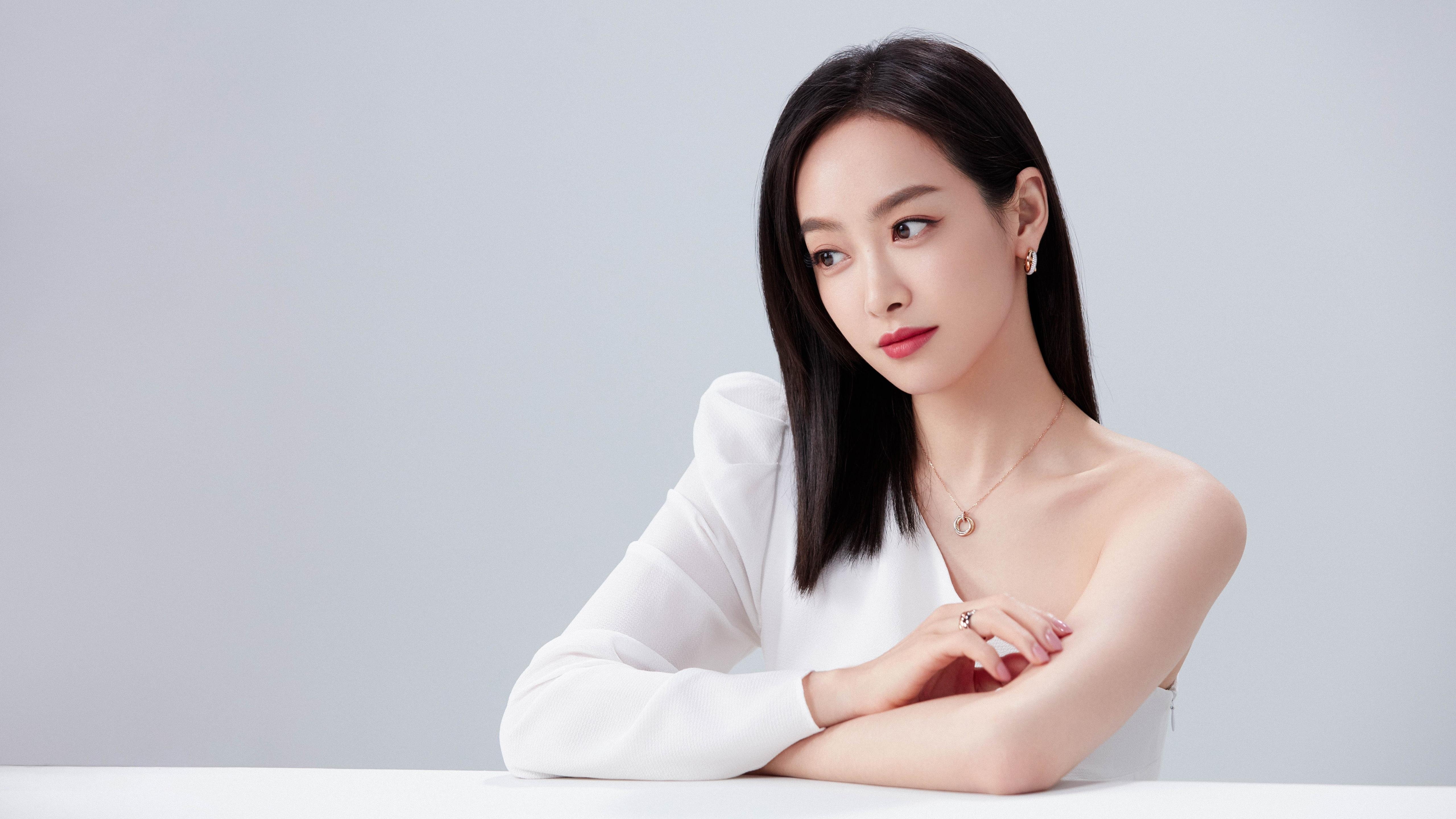 掘金逆袭雄鹿,伦纳德最后一击定乾坤—篮球场上的唯一英雄