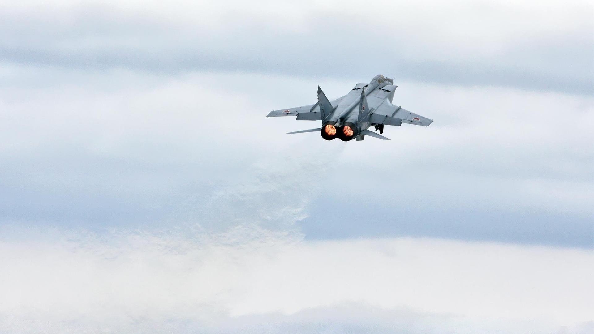 开云体育平台APP-切特·霍姆格伦关键一击定乾坤，掘金提前终结森林狼悬念