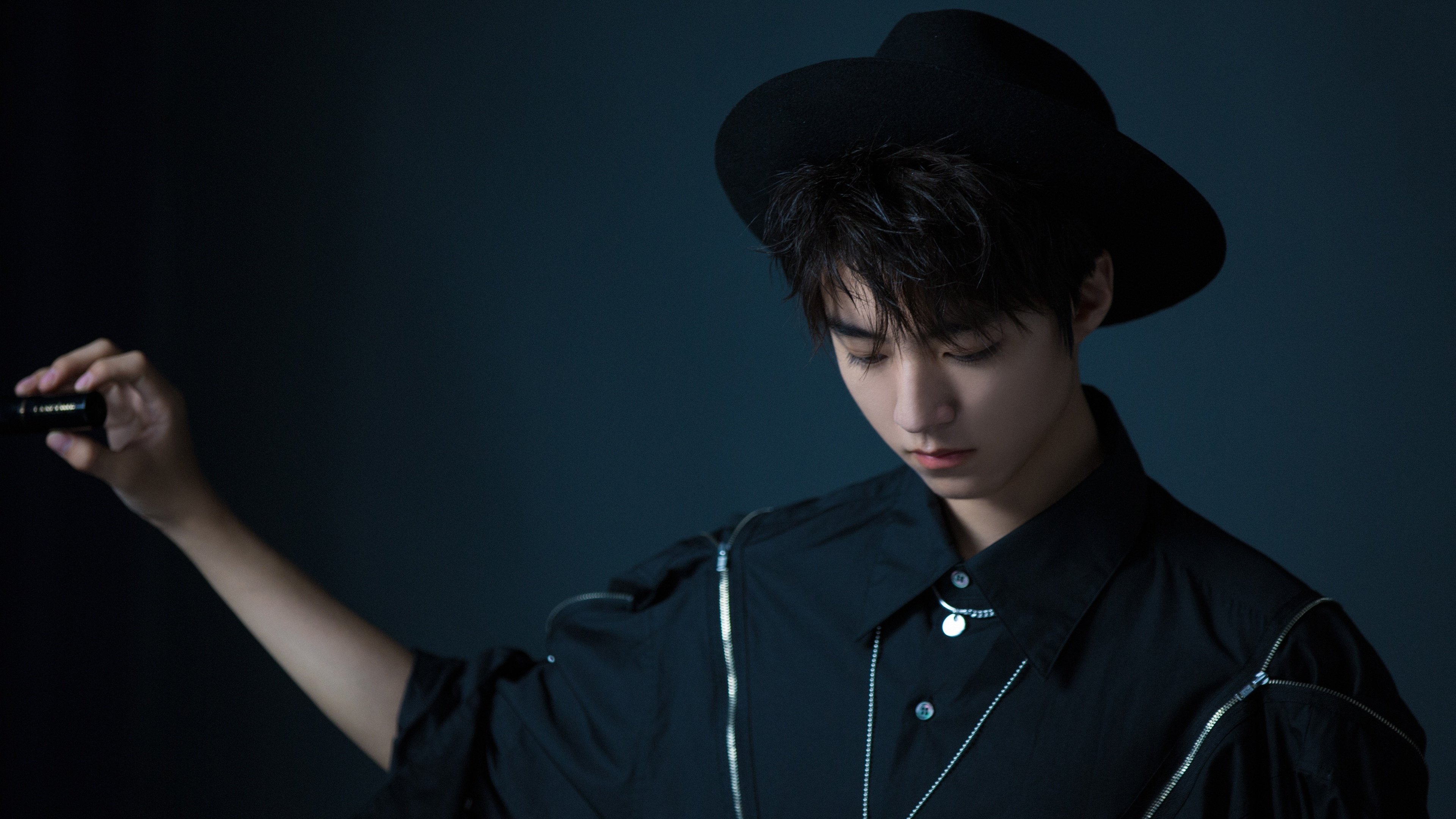 绿茵场上的双重奏，德甲争冠战与洪都拉斯的突围之战