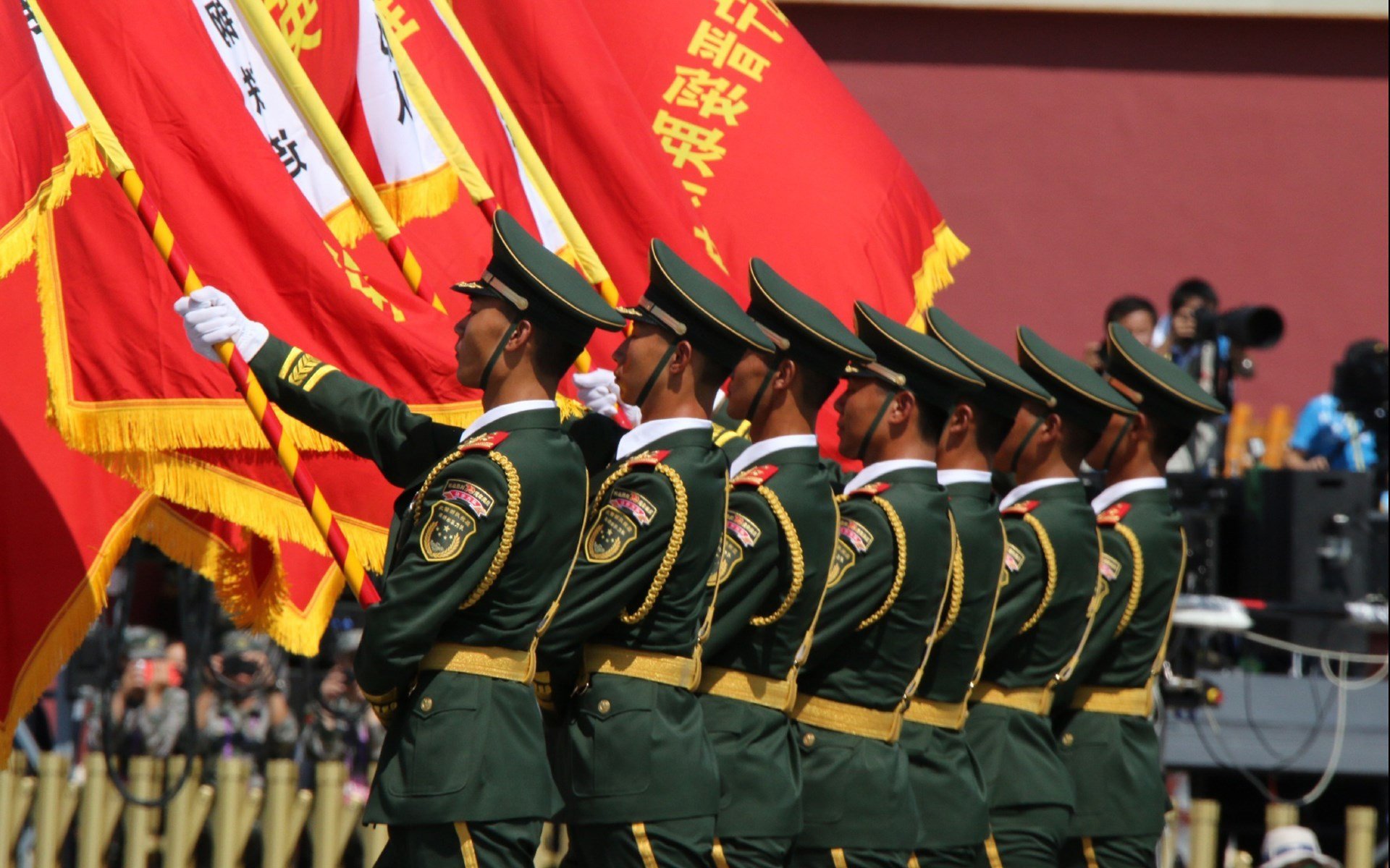 孤星血战，2026世界杯C组关键战，奥地利绝境碎梦，迪亚斯铁血带队险胜哥伦比亚